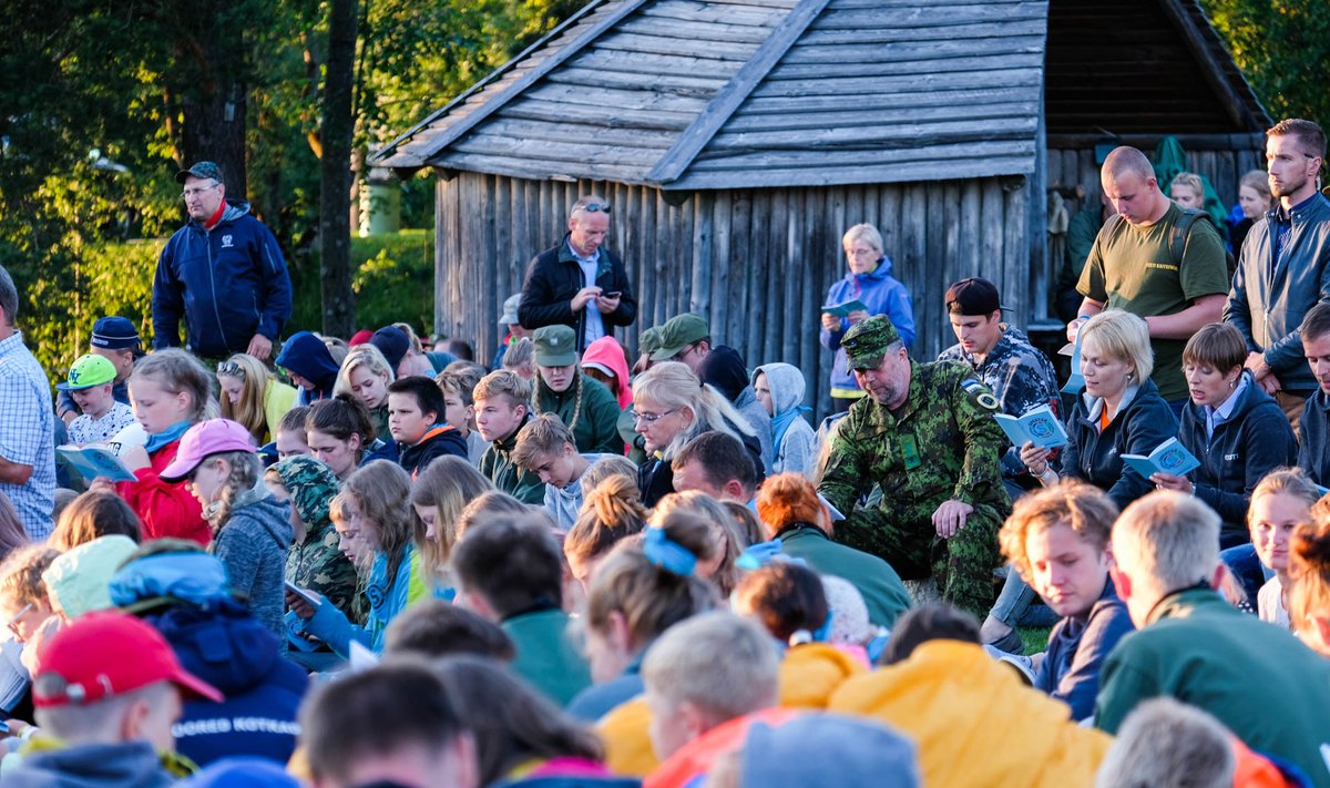 Kodutütarde ja noorkotkaste suurlaager 2018. aastal. Üritust väisas toona president Kersti Kaljulaid. 