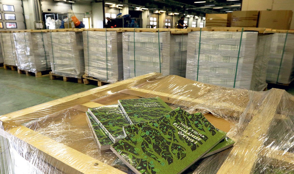 Maalehe raamatusarja “Tarkusepuu” avaraamatu, Luule Viilma “Ellujäämise õpetuse” I osa 55 000 eksemplari ootavad lehetellijatele kättetoimetamist.
