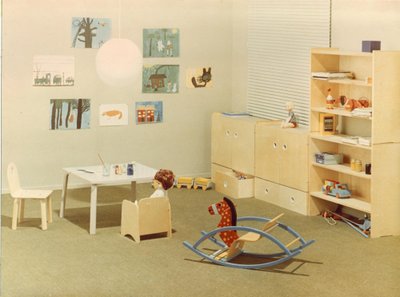 Standardi lastetoa mööbel, Aleksander Aus ja Ilja Suurmets 1972