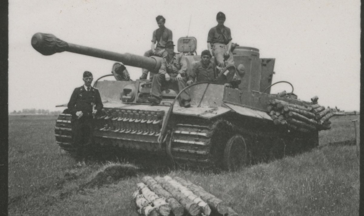 KIIRKORRAS: Sakslased pühkisid ruttu tolmu juba 1937. aastal alustatud rasketanki projektilt ja järgmiseks suveks oli tank valmis.