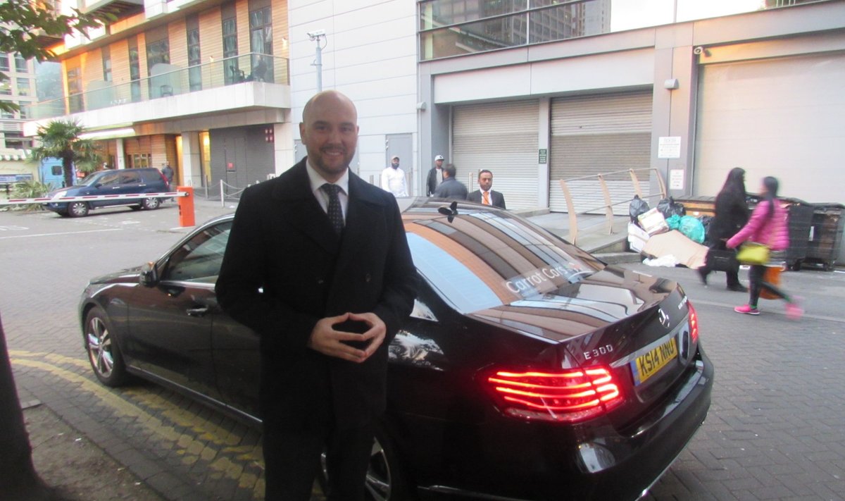 Ivo Aulik omab Londonis luksuslikku taksoteenust pakkuvat Carrot Carsi.