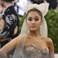 Ariana Grande kolis filmivõtete ajaks Londonisse: lauljanna peatub tõeliselt luksuslikus häärberis