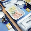 Пассажиры рассказали о худшей еде в самолетах
