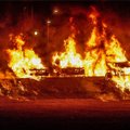 FOTOD | Rootsis Göteborgis ja selle ümbruses põletati eile õhtul maha kümneid autosid