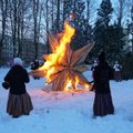 ФОТО: В Йыгева встретили бронепоезд концертом и зимним праздником