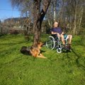 Aastaga pöidla tuimusest ratastooli: raske ja kiiresti progresseeruva haigusega võitlev pereisa Indrek vajab abi, et pääseda Hiinasse ravile