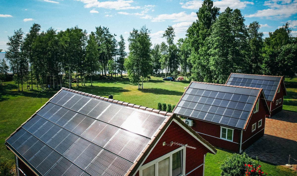 Päikeseelektri tootmine maja katusel