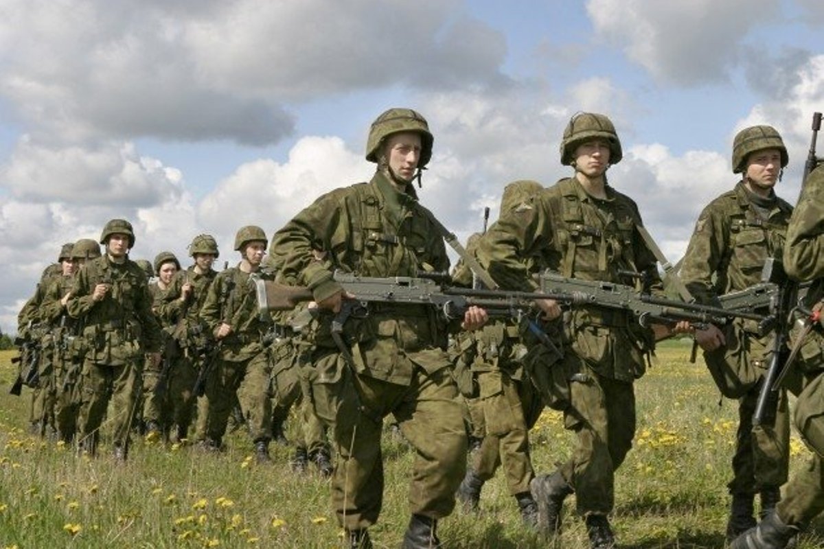 Силы обороны Эстонии. Коллективная оборона. Эстонские военные gektvtnxbbrb. Армейские значения