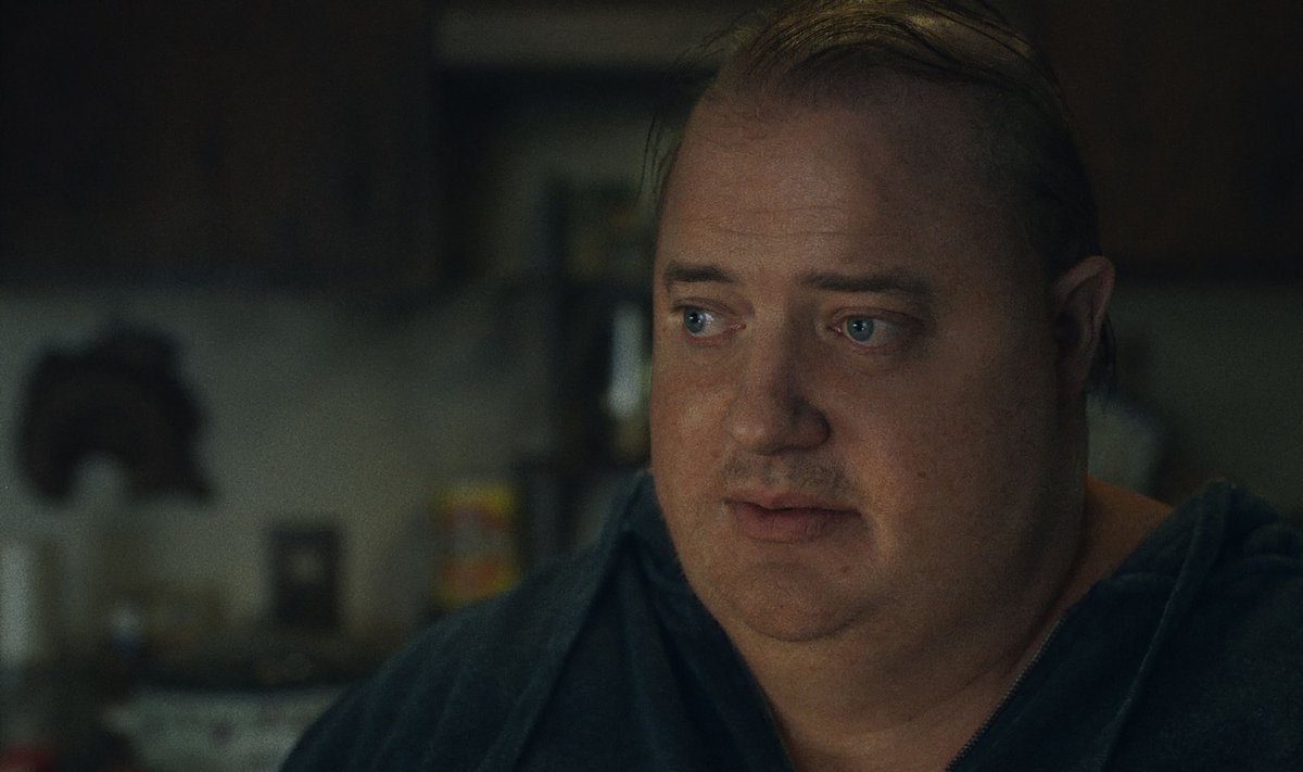 KÕMULINE FILM: Darren Aronofsky filmid ei jäta kedagi külmaks. „Vaalas“ viib ta vaataja Charlie (Brendan Fraser) korterisse, kus hargneb klaustrofoobne tubateater.