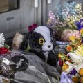 Delfi Kopenhaagenis | Linnatänavad on tühjad, hukkunu naaber jagab kaubamaja juures inimestele leinamiseks lilli
