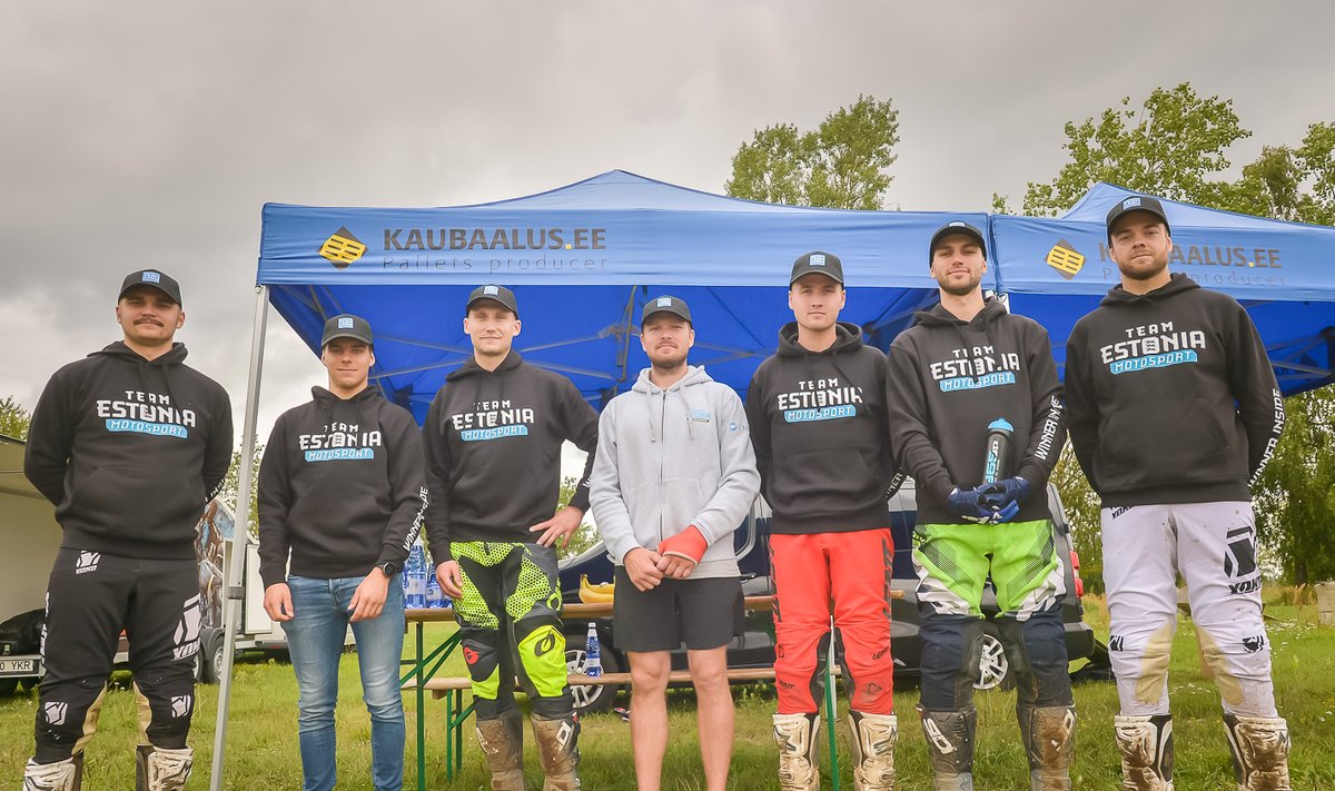 Eesti Mootorrattaspordi Föderatsiooni Team Estonia motokrossi ja enduro koondiste ühine treeningpäev, mille juhendajaks oli Tanel Leok.