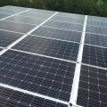 Linn lasi energia säästmiseks 187 päikesepaneeli paigaldada... ja unustas need tööle panna