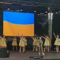 Правда ли украинские дети исполняли со сцены гимн люфтваффе?