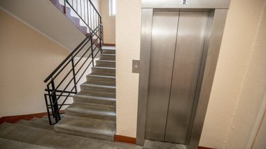 Кто должен установить лифты в советских пятиэтажках в Эстонии?