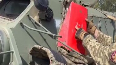 VIDEOD | Kas tõesti „teine armee maailmas“? Venelaste kuulivestides on sodi ja kiivrid nagu munakoor