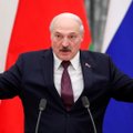 Лукашенко решил поехать с Путиным в Крым и признать полуостров российским