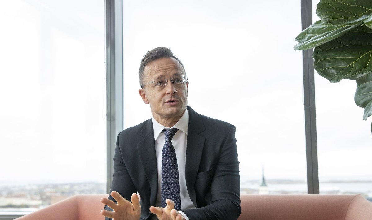 Péter Szijjártó, Ungari välisminister