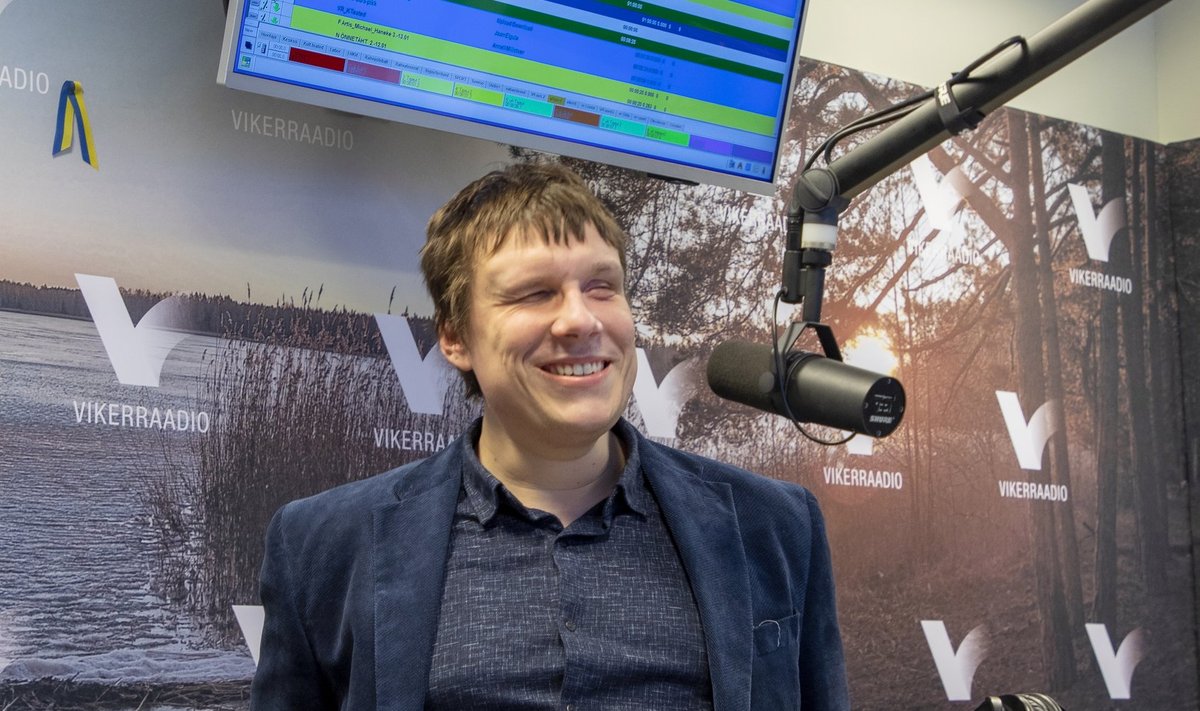 Jakob Rosina hääl kõlab Vikerraadios reedeti "Huvitaja" saates.