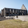 В Таллинне изучают, можно ли возвести крышу над монастырем в Пирита