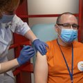 Аркадий Попов: вакцина не вызывает риска заболевания. Она не содержит ни частиц живого вируса, ни частиц убитого вируса