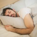 Oled harjunud magama enda parema külje peal või selili? Siin on põhjus, miks tasuks ümber harjuda