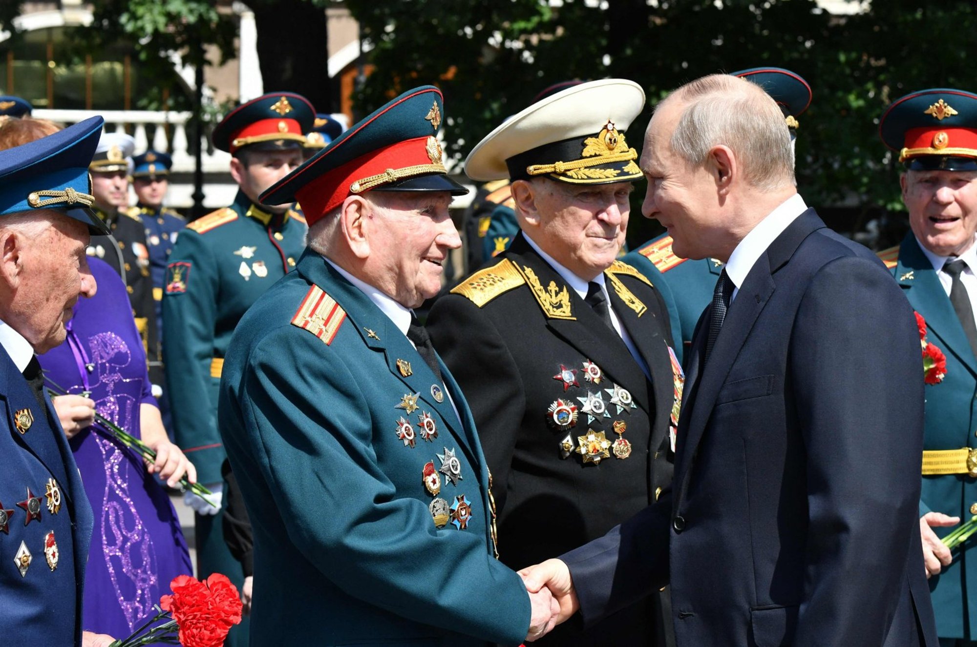 Президентские войны. Церемония возложения цветов с Путиным. Генералы здороваются с Путиным 2023.