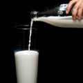Сколько молока в день потребляет одна семья в Эстонии?