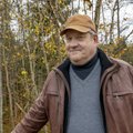 Metsaomanik Guido Ploompuu katsetab erinevate puuliikidega ning jagab kogemusi õpperajal