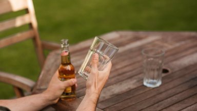 Правда ли, что существует безопасная или даже полезная для здоровья доза алкоголя?