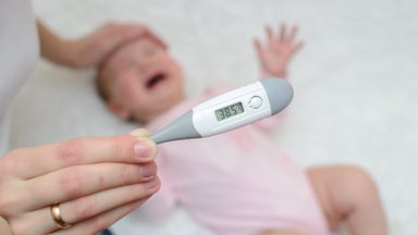 Mida teha, kui lapsel tõuseb palavik, aga õiget rohtu pole või ei paista see toimivat?