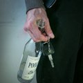 Пьяный и без прав: полицейские задержали в Хаапсалу угонщика автомобиля