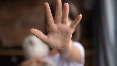 Laste seksuaalne väärkohtlemine - kuidas ja mida märgata kõige varjatuma kuriteoliigi puhul? 
