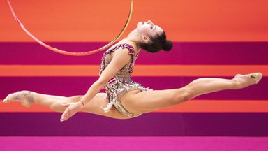 Латвийской гимнастке Полстяной разрешили выступить на ЧМ за свой счет 