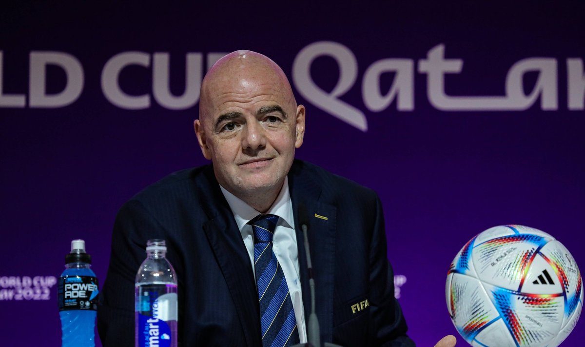 FIFA president Gianni Infantino ütles, et enne Katari kritiseerimist tuleb eurooplastel peeglisse vaadata.