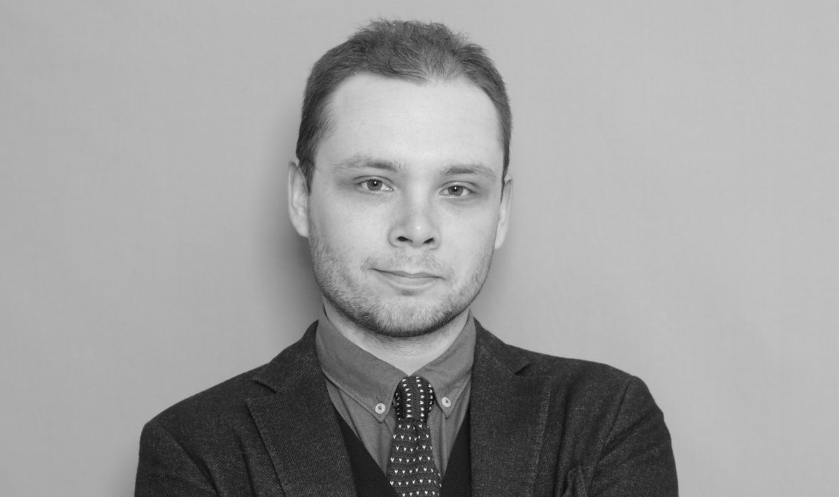 Dr Dan Eugen Uvarov