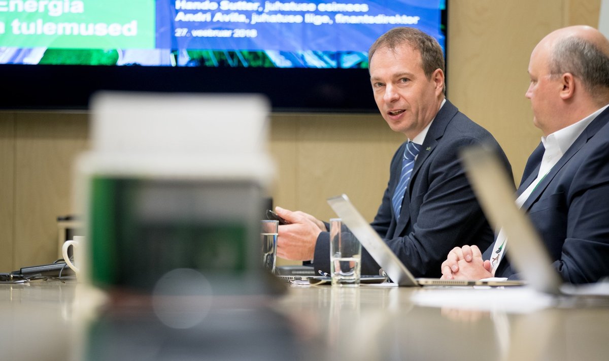 Eesti Energia juhatuse esimees Hando Sutter ütleb, et õlitehase projekt vastab kõikidele seatud kriteeriumitele. Seal on veel tootlusele riskikoefitsiendid otsa pandud ehk õlitehaselt oodatakse suuremat tootlust kui tuulepargilt.