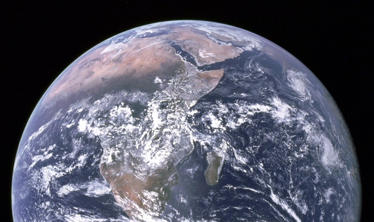 See Maa foto on tehtud 7. detsembril 1972 Apollo  17 pardalt. 