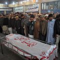 Kooliveresauna 141 ohvrit leinav Pakistan vannub Talibanile kättemaksu
