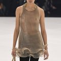 FOTOD | "Enesetapp ei ole moodne." Givenchy moemaja langes kriitika alla, sest sidus modellidele "köie" ümber kaela