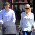 FOTOD: Nicky Hilton sai äsja emaks ning jalutas perega suvistel New Yorgi tänavatel