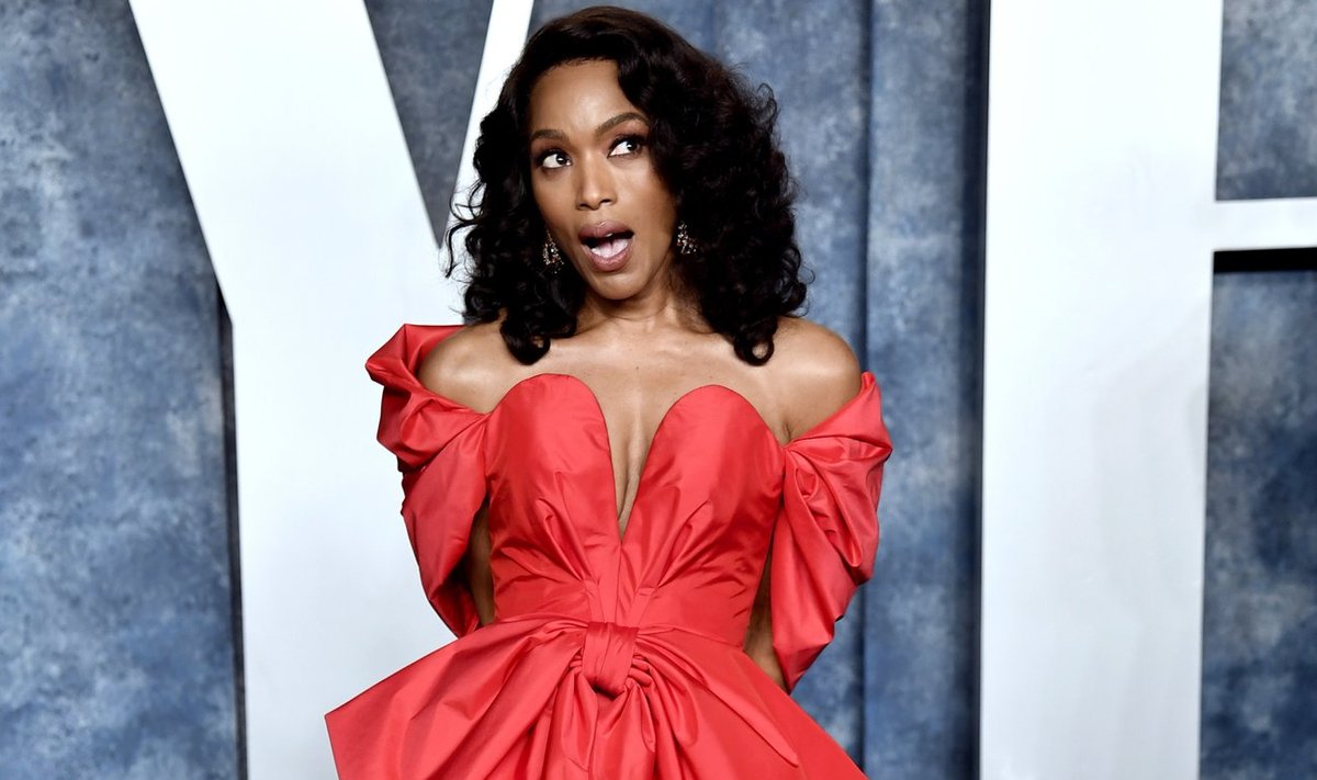 Angela Bassett