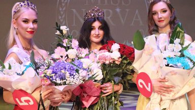ФОТО | Смотрите, какие красавицы боролись за титул „Мисс Нарва-2022“! 