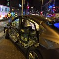 FOTOD | Smilersi tramm tegi avarii. Õnnetusse sattunud autojuht oli kadunud.
