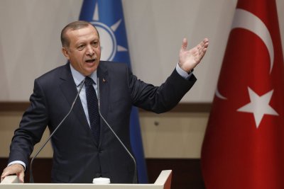 Recep Tayyip Erdoğan kõnelemas oma partei kongressil