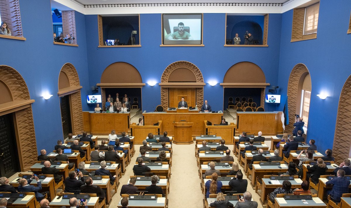 Ukraina presidendi Volodõmõr Zelenskõi videopöördumine riigikogu ees.