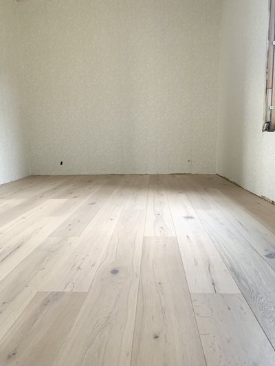 Tammepuust parkett esimese korruse magamistoas