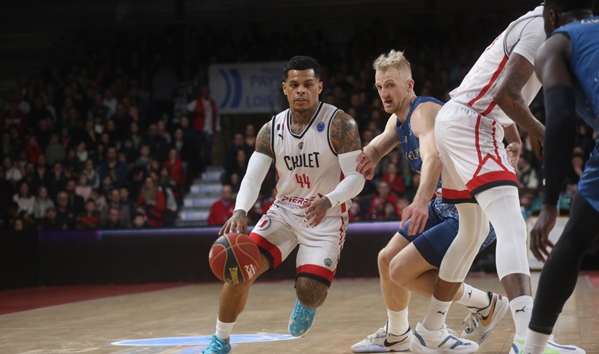 Cholet 35-aastane mängujuht T.J. Campbell (palliga) sai veerandfinaalis vigastada ja Kalev/Cramo vastu ei mängi.