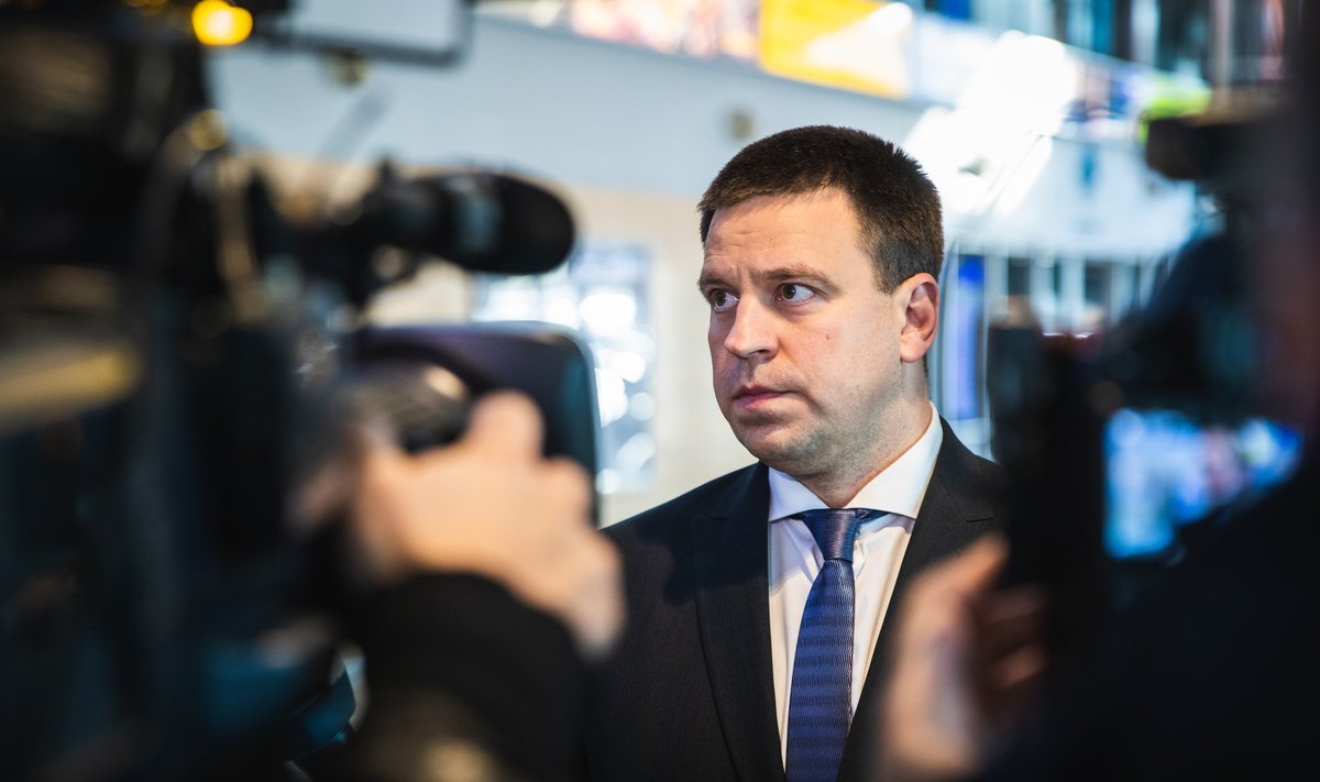 Jüri Ratas lennujaamas