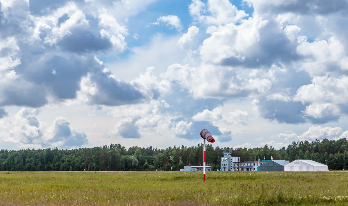 Pärnu lennuväli