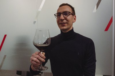Ulge Talu veinimeister Jorma Kütt.